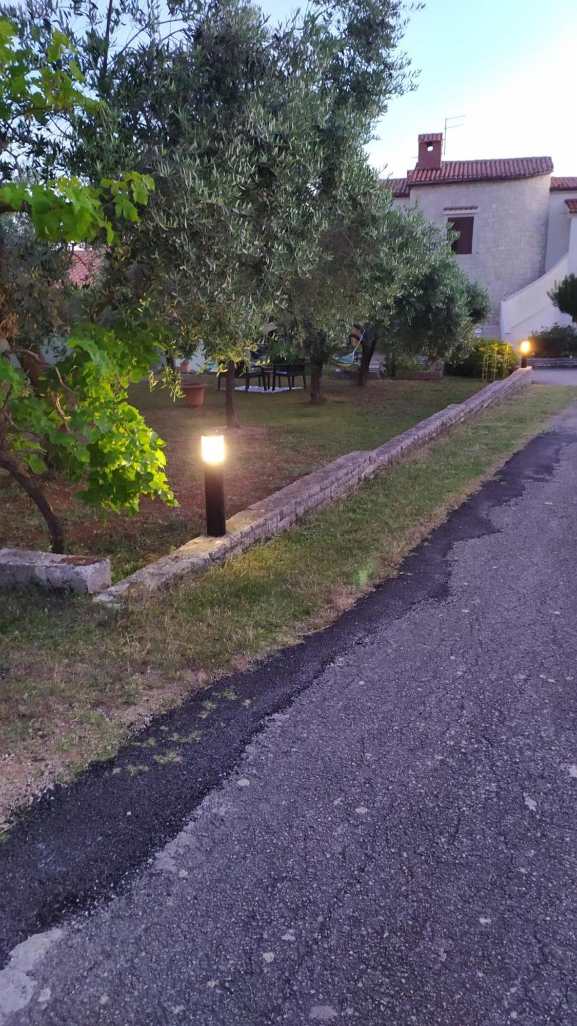 Apartmani Tara Медулин Екстериор снимка